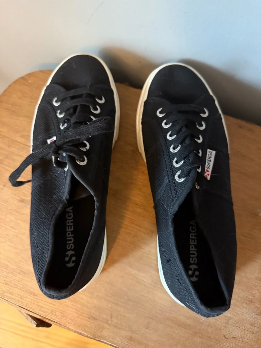 Superga 2750 Cotu Classic Sneakers in the Black/White color combination.38/7.5